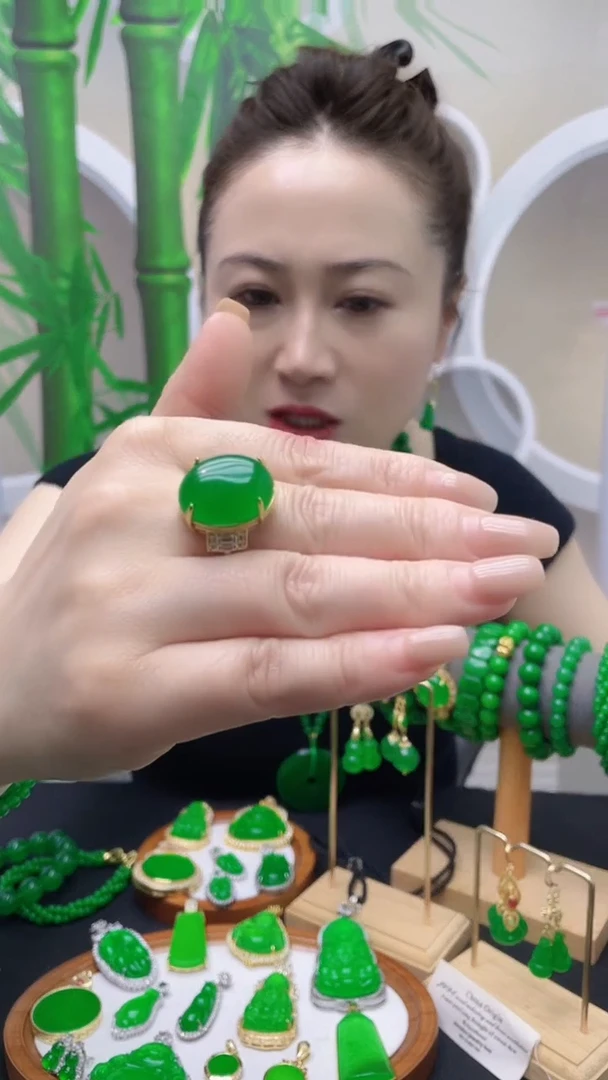 14K金镶嵌戒指翡翠J04