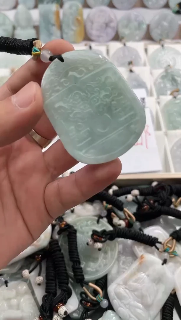 颈饰未镶嵌翡翠25/12/30/.3
