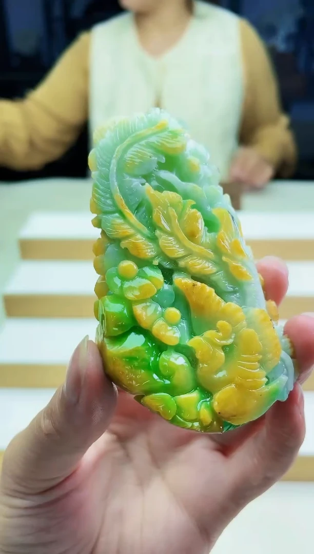未镶嵌定制翡翠毛货09260351
