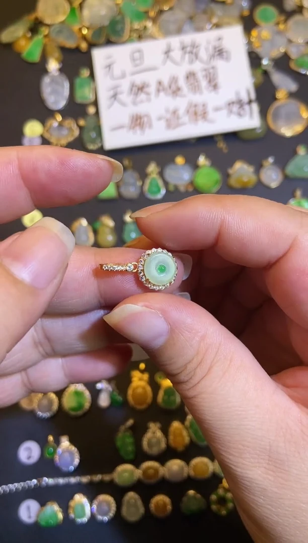 吊坠(不含链)银S925镶嵌翡翠1