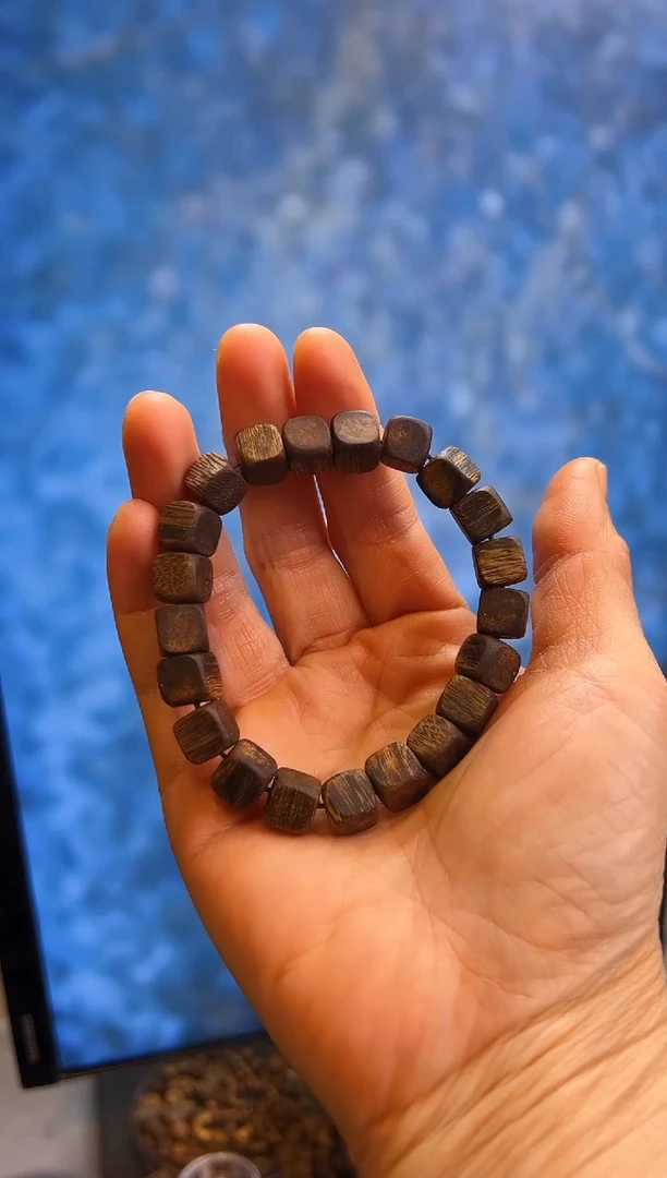 【闪购商品】沉香手串棋楠方珠单圈