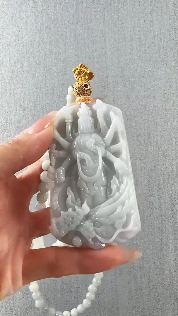 颈饰未镶嵌翡翠千手