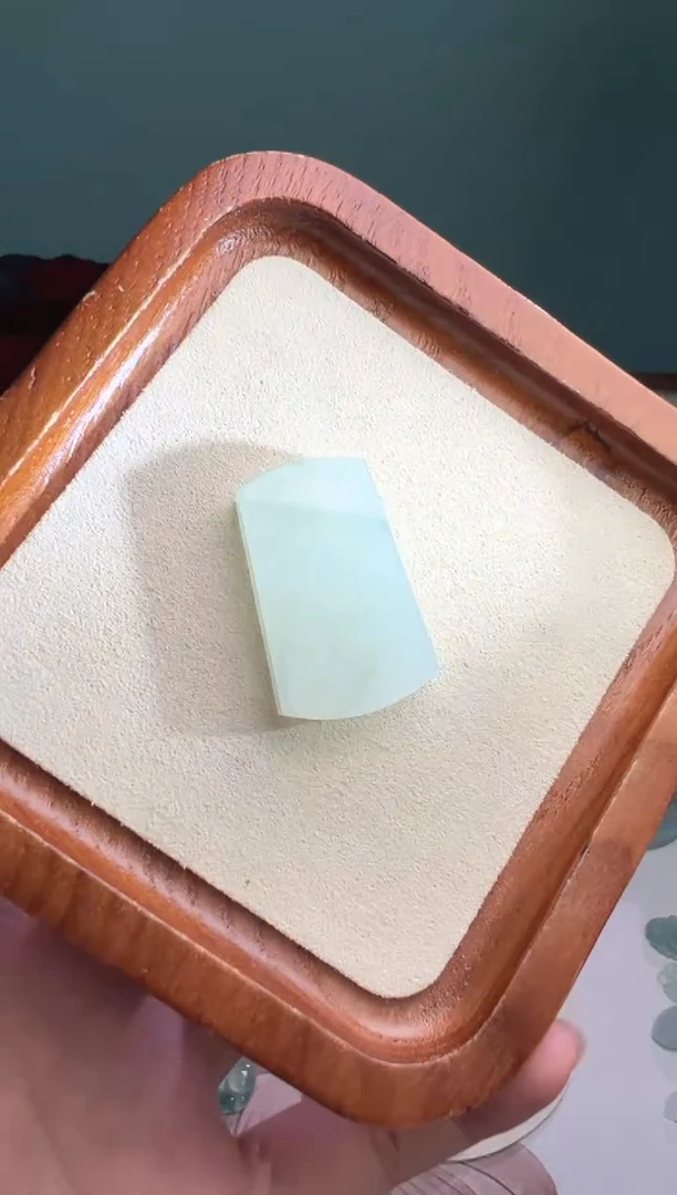 定制翡翠未镶嵌冰晴无事牌