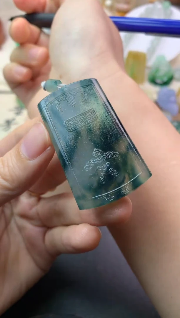 未镶嵌定制翡翠博*毛货