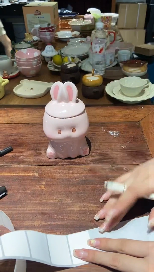 瓷326 兔子 杯子 瑕疵