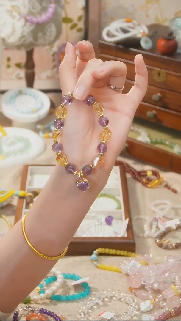 【闪购商品】水晶手串未镶嵌颜色微差多样性发货发其一