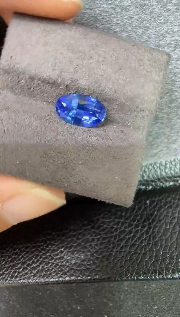 未镶嵌定制定制蓝宝石天然1.97克拉矢车菊斯里兰卡国际证书