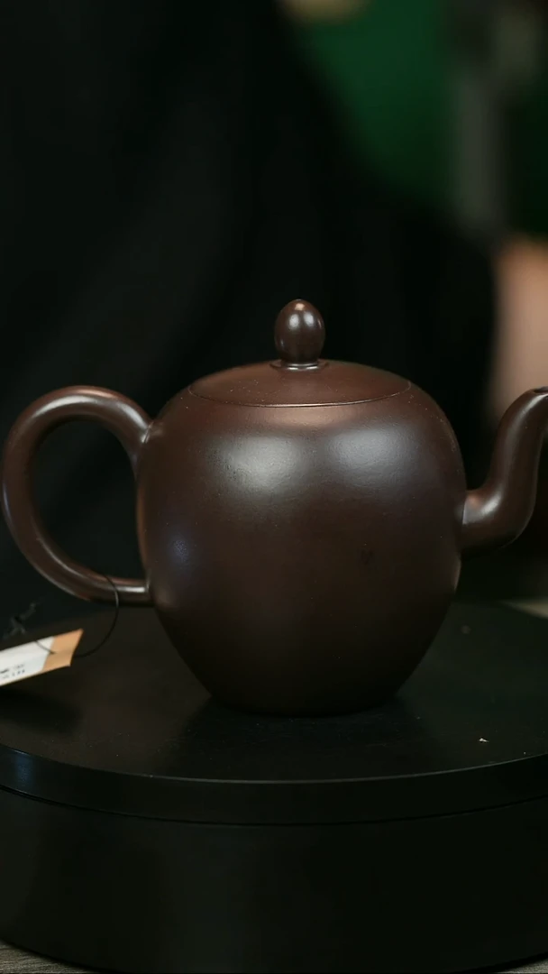 茶壶紫砂昵*H1932陈春芬黑墩头光素美人肩