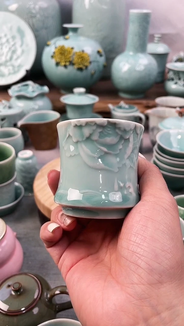 【闪购商品】特价 微瑕 慧仙青瓷 限时福利放漏