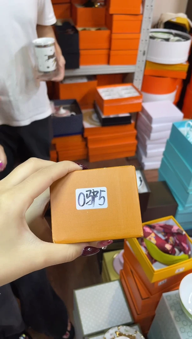 杯鸿辉家品牌瓷器，京东包邮！