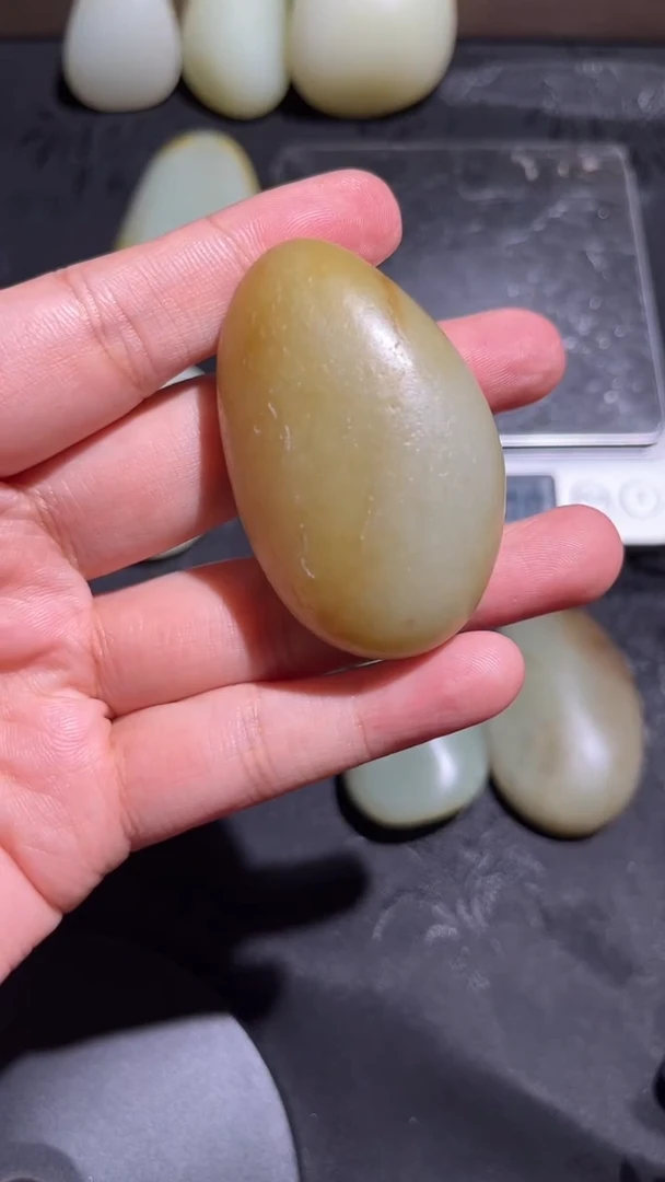 未镶嵌和田玉珠宝奇石30和田玉