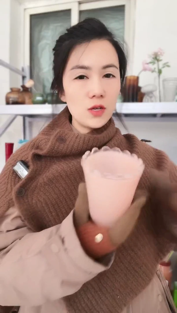 005直播玻璃花瓶