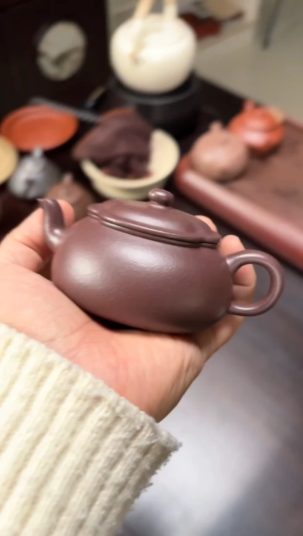 茶壶紫砂半手工石红海棠160毫升