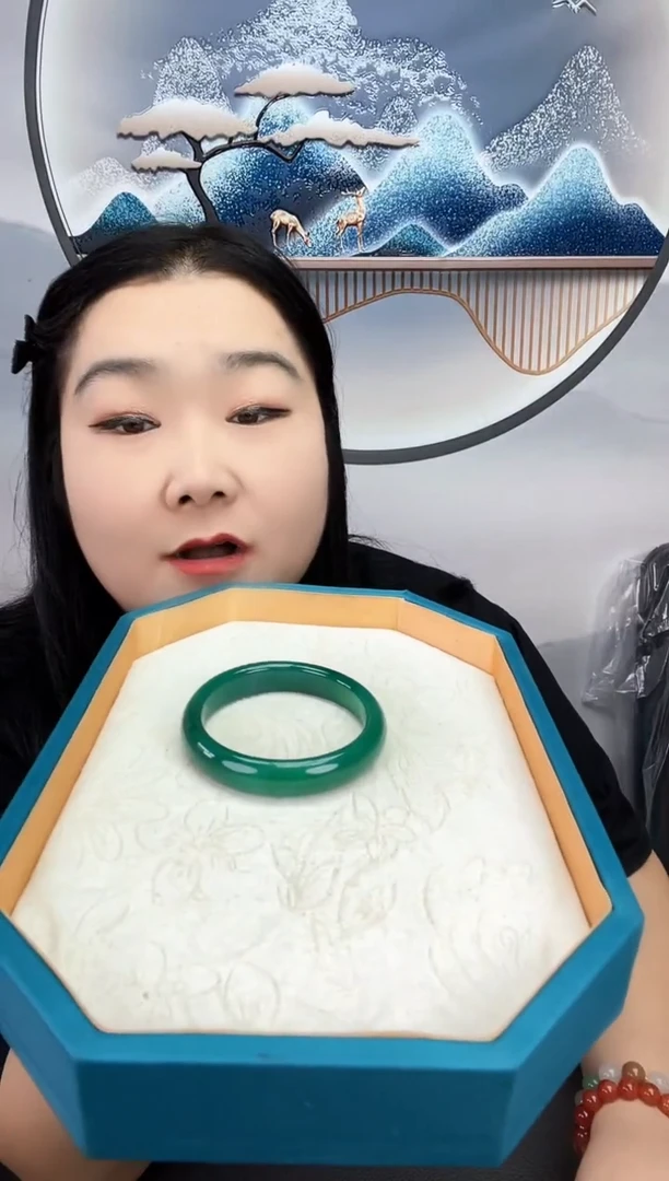 未镶嵌绿色玉髓镯子玛瑙/玉髓62