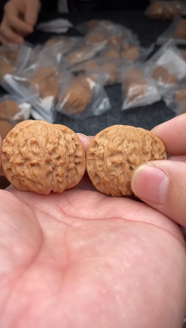 【闪购商品】文玩核桃把件A163号39尺磨盘