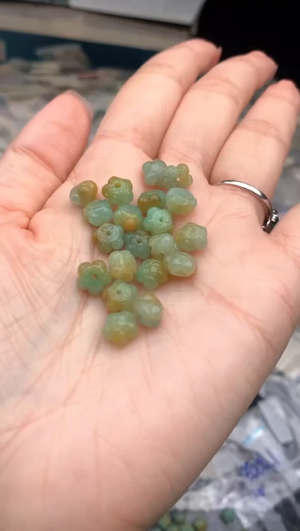 翡翠挂件未镶嵌多样性发货(发一个）卡7+