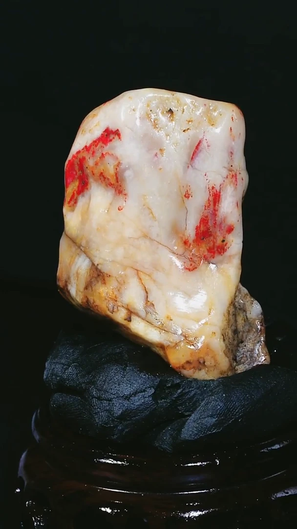 昌化石昌化鸡血石