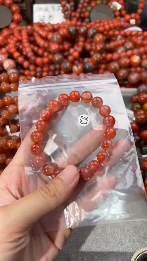 南红玛瑙手串未镶嵌9+