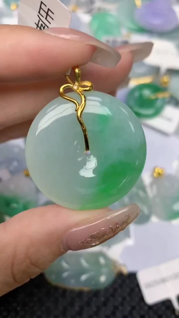 颈饰18K金镶嵌翡翠天然缅甸翡翠a货百元以上9元证书费自理