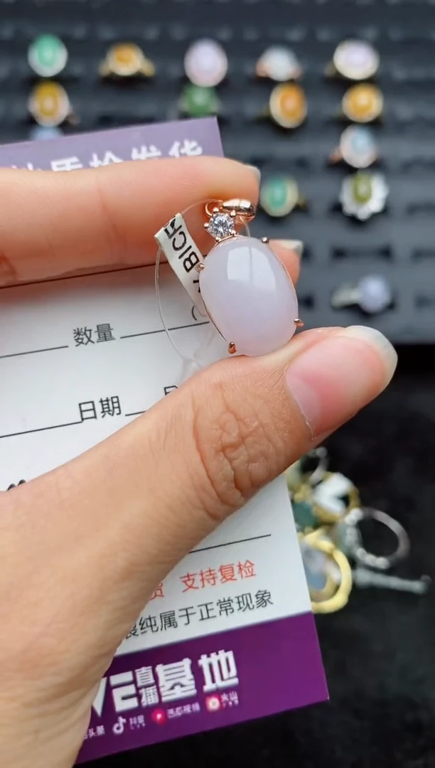 银S925镶嵌戒指翡翠....