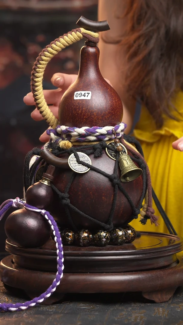 947号大漆酒葫芦一物一拍
