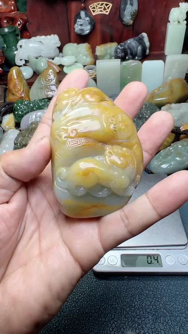 和田玉未镶嵌把件-