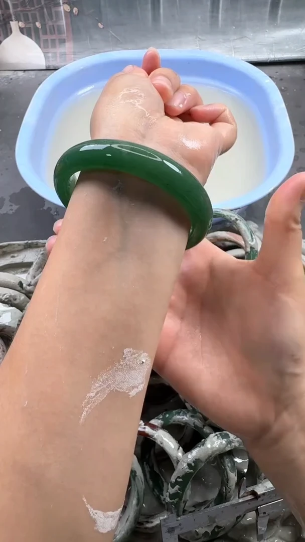 石英质玉手镯未镶嵌12 65