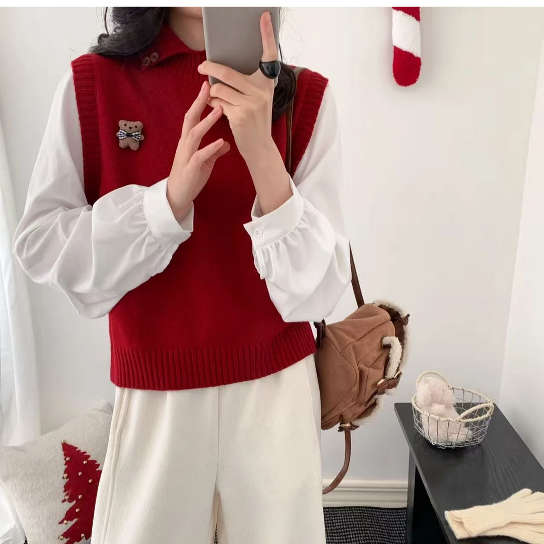 2026年春季刺绣新款针织衫修身时尚百搭学院小熊假两件上衣毛衣潮