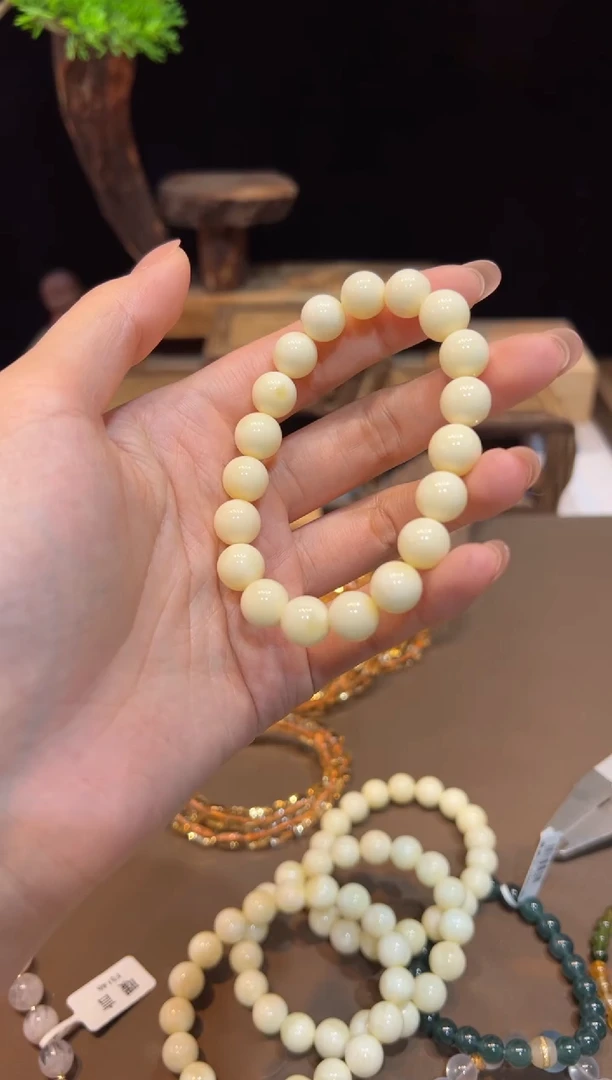 手饰琥珀未镶嵌手饰@@99999