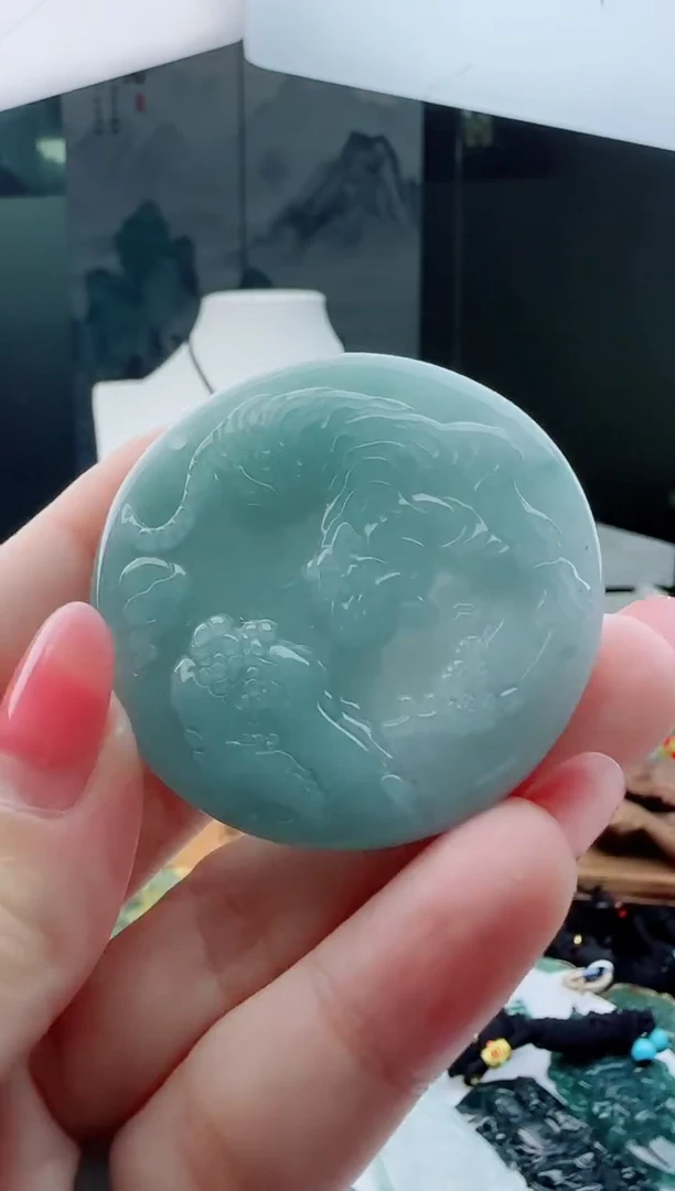 【闪购商品】翡翠颈饰未镶嵌11111111