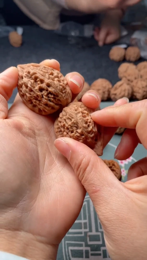 把件文玩核桃w210  蚂蚁王 36尺