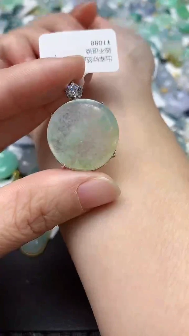 颈饰未镶嵌翡翠天然缅甸A货翡翠