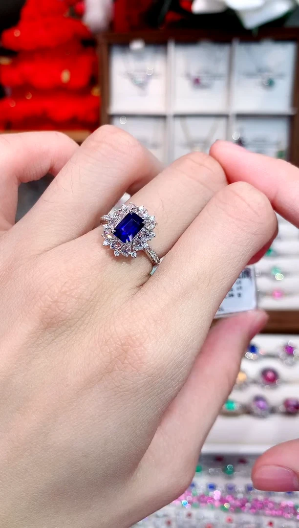 戒指蓝宝石18K金镶嵌1.53ct/天然宝石/七天无理由