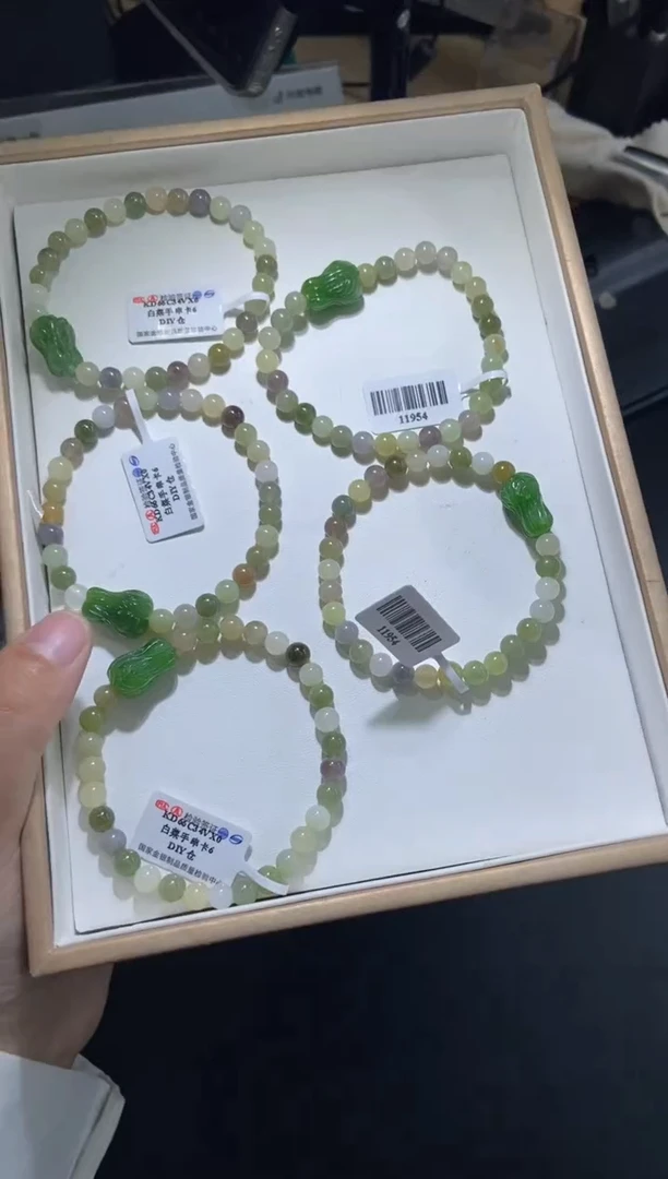 未镶嵌手串和田玉天然和田玉21多样性发一