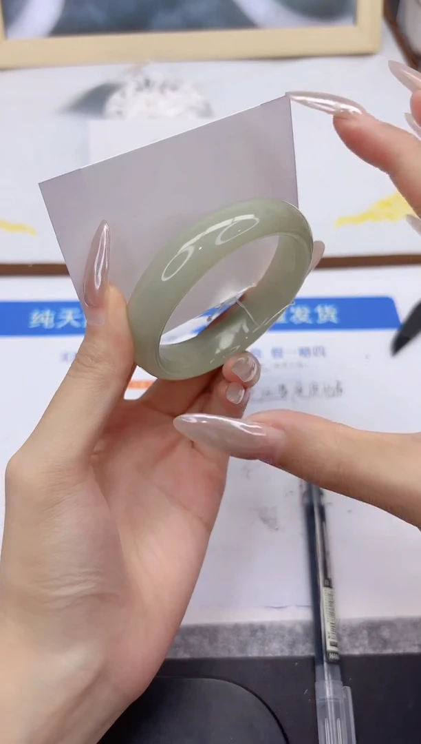 未镶嵌手镯石英质玉L40-55
