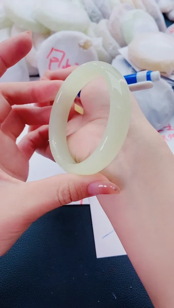 未镶嵌手镯石英质玉L144-59-60-61