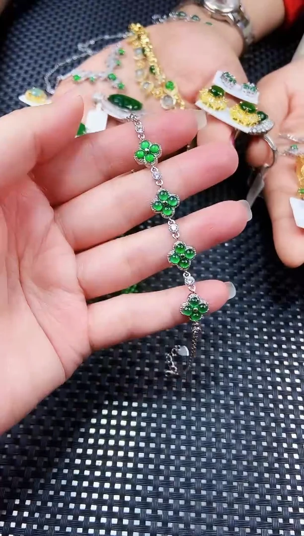 【闪购商品】翡翠手链未镶嵌111111111