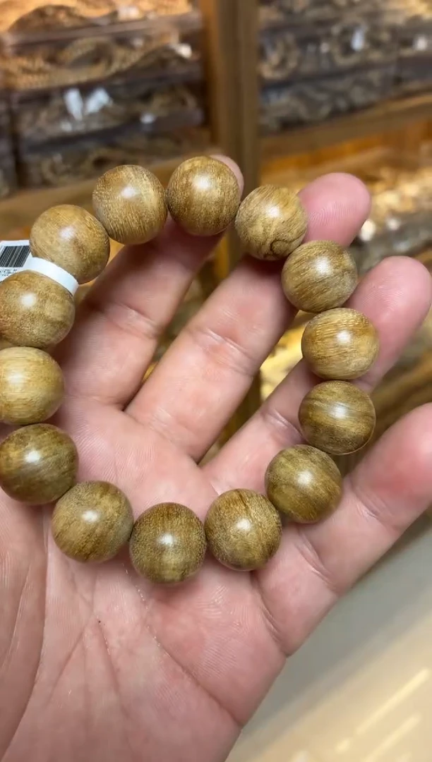 沉香手串 马尼涝圆珠单圈1.7多样性发其一