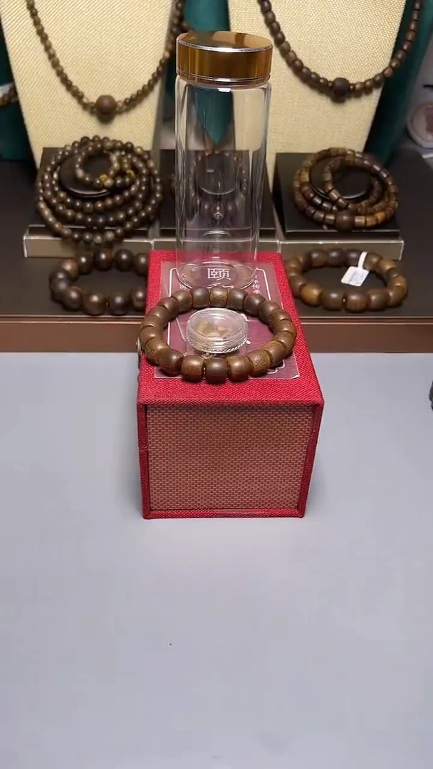 沉香芽庄白棋桶珠1.0单圈