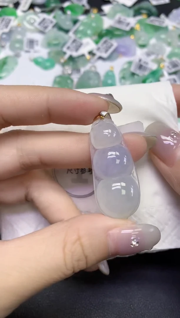 颈饰18K金镶嵌翡翠天然缅甸翡翠A货百元以上9元证书费自理