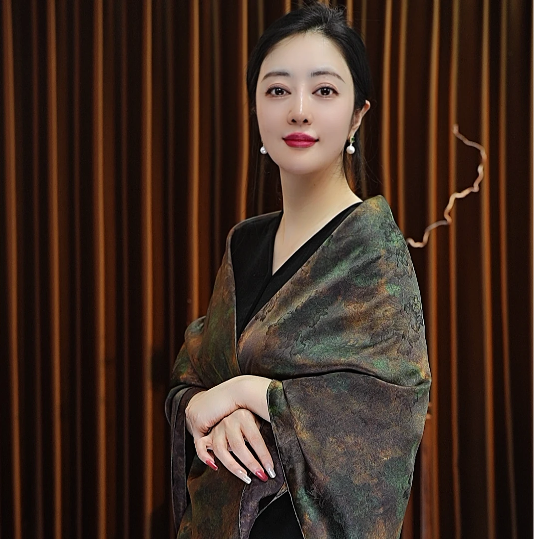 【翠微】135*135湖丝老料大方巾女士丝巾披肩百搭四季款双面戴