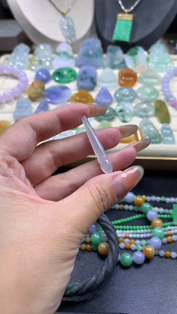 【闪购商品】定制翡翠未镶嵌翡翠