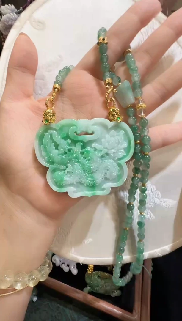 颈饰未镶嵌翡翠国风