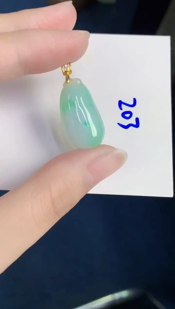 颈饰未镶嵌翡翠天然翡翠缅甸A货
