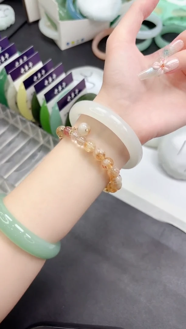 未镶嵌手镯石英质玉251-59