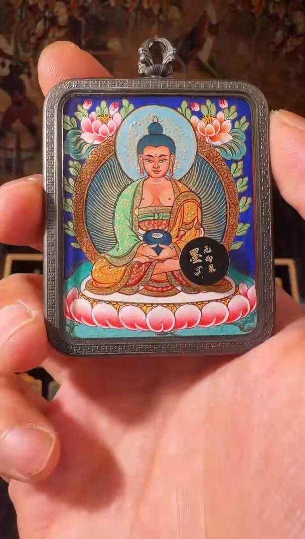 吊坠纯手绘唐卡阿弥捡漏价