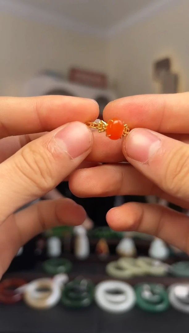 颈饰18K金镶嵌南红玛瑙南红戒指 17mm