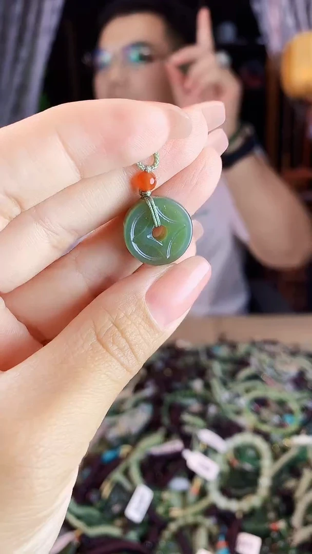 未镶嵌和田玉挂件多样性发货拍一发一