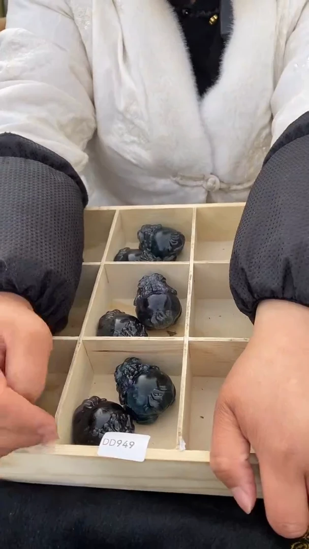 【闪购商品】萤石龙龟未镶嵌（蓝绿）萤石龙龟D949多样性发其一