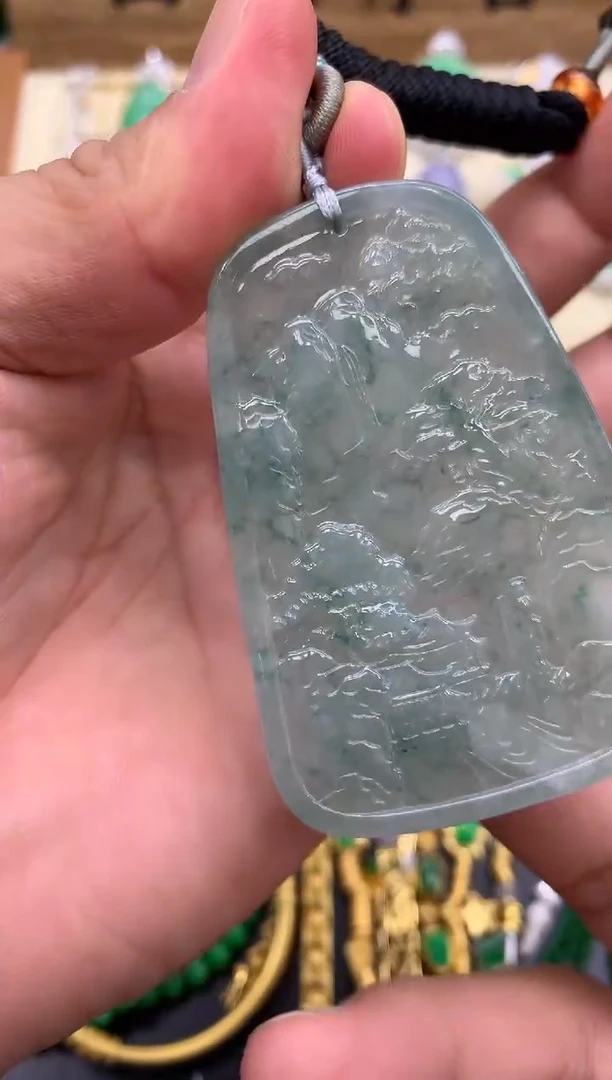 翡翠未镶嵌颈饰42-中国好珍宝